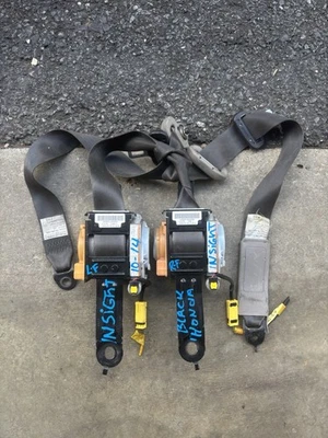 Cinto de segurança Honda Insight dianteiro para motorista lateral-2010-2014 cor preta original de fábrica - Imagem 1 de 4