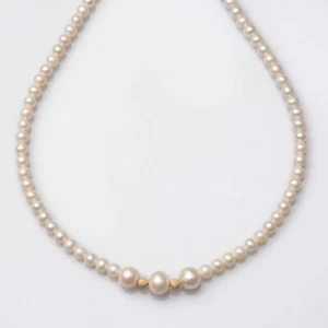 Collana filo perla naturale tre perle centrali sfere diamantate oro giallo 18 kt - Foto 1 di 1