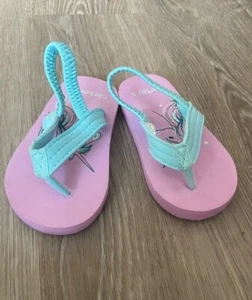 Carter's girls unicorn print flip flops Size 5 - 6 pink toddler - Picture 1 of 5