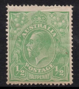AUSTRALIA 1915 1/2d BRIGHT-GREEN KGV STAMP MH WMK 5 PERF. 14.1/4 X 14 SG.20 - Picture 1 of 3