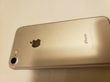 Unlocked (At&t) Apple iPhone 7 - 256GB.