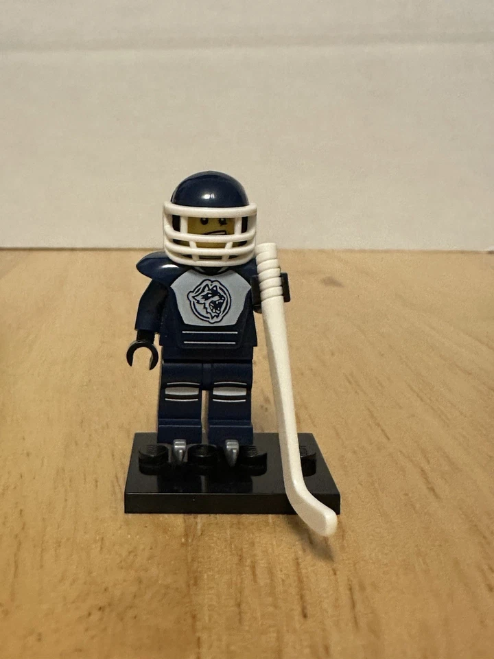 LEGO Minifigura Serie 4: Jugador de Hockey (8804-8) Foto 1 de 1