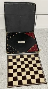 E.H.I. / E H ISAACS GAMES PRODUCTIONS SMALL DRAUGHTS BOARD & COMPLETE SET PIECES - Picture 1 of 7