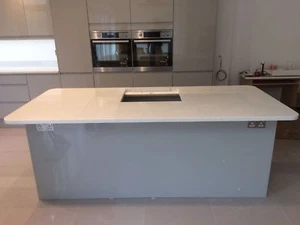 Carrara Quartz Worktop Sample Kitchen Worktop Granite Marble Worktops - Picture 1 of 7