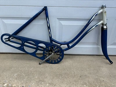 Antique 1920's Circa Iver Johnson Ladies 28" Wheel Frame Set - Image 1 of 4