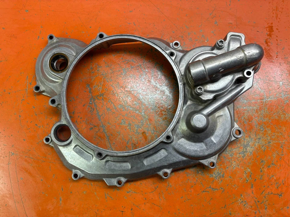 69 hrs Inner Clutch Cover with Water Pump Balancer 2014 KTM 500 EXC F 2012-2016 - Image 1 of 4