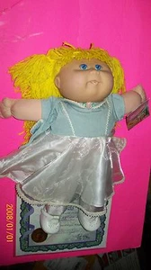 CABBAGE PATCH KID DOLL TRU DOLL GIRL HTF LEMON HAIR 2001 BIG CERT primi - Foto 1 di 5
