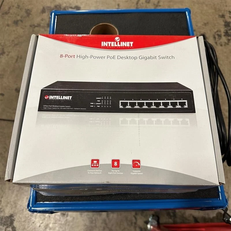 New - Intellinet 560641 8-Port Gigabit Ethernet PoE+ Switch - Image 1 of 1