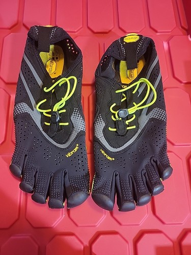 Vibram Fivefingers V RUN Barefoot Shoes Men’s Size 9.5 10 (16M3101) Black.