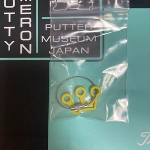 Scotty Cameron Mini Crown Soft Touch Schlüsselanhänger gelb 2023 geöffnet limitiert - Bild 1 von 3