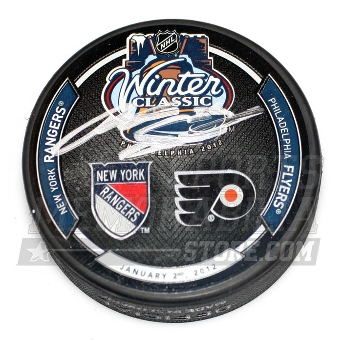Anton Stralman New York Rangers Firmado 2012 Invierno Clásico Doble Logo Puck Flyers Foto 1 de 1