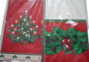 Cubierta de mesa de papel BAYAS DE ACEBO DE NAVIDAD 54"" x 96"" nuevo en paquete 2 de colección LOTE - Imagen 1 de 4