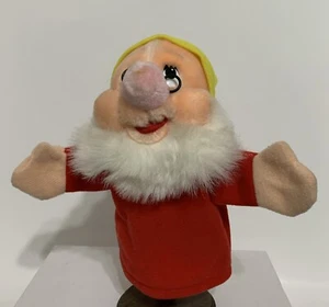 Vintage Disneyland Walt Disney World Snow White 7 Dwarfs Doc 8” Hand Puppet - Picture 1 of 5