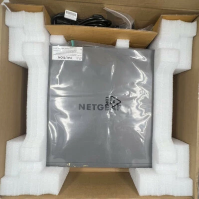 Netgear ProSafe M4300-52G-POE+ APS550W GSM4352PA-100NES LAYER 3 MANAGED SWITCH - Bild 1 von 4