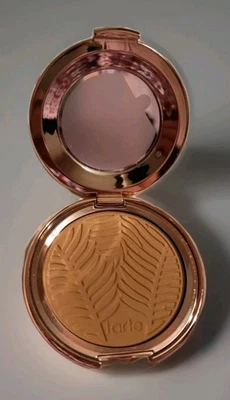 Base en polvo desenfocante de arcilla amazónica Tarte 51N neutra profunda con esponja nueva sin caja Foto 1 de 4