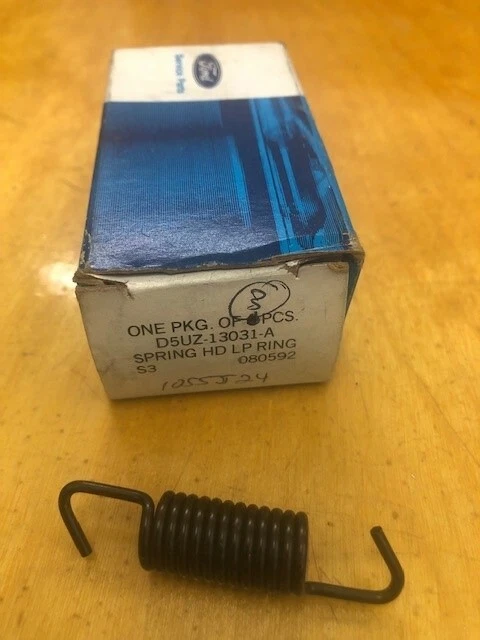 1984-91 FORD ESCORT, RANGER & AEROSTAR ЗАПЕЧАТАННЫЙ ЛУЧ ADJ ПРУЖИНА; FORD# D5UZ-13031A - Изображение 1 из 1