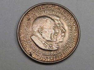 AU/UNC Toned 1952 Washington/Carver Commem Half Dollar. #14 - Picture 1 of 5