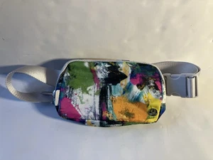 Lululemon Everywhere Belt Bag One Size Volume No Limit Rainbow Purse EUC - Picture 1 of 7