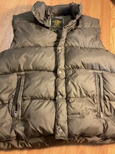 Old Navy Puffer Vest Mens Large Snaps or Zips 2 Pockets Very Thick - Picture 1 of 6