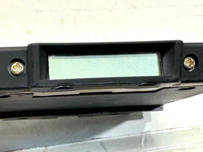 Genuine Mercedes 1986-1991 W126 300SEL 300SD in cluster Temp F Outside  1 Screen - Image 1 of 4