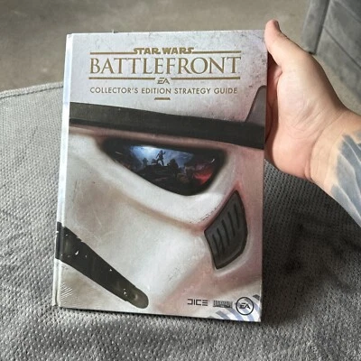 Star Wars Battlefront Collector Edition Strategy Guide Hardback & Posters - Image 1 of 4
