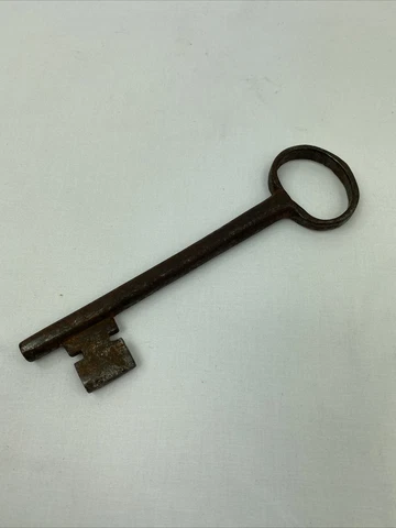 Large Antique SOLID IRON SKELETON KEY  Gate/Church/Jail Cover