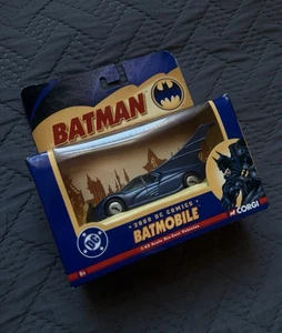 Batman Batmobile BMBV2 1:43 Diecast Vehicle Model #77308 - Picture 1 of 5