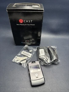 Vintage Motorola Razr V3M Flip Phone 2006 V Cast Music Phone Gray - Tested - Picture 1 of 5