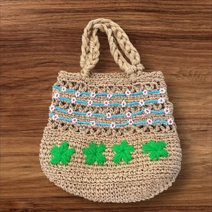 Urban Outfitters Tasche Stroh gewebt Perlen Blumen grün Akzent - Bild 1 von 7