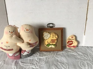 Vintage Amtoy 80er Jahre Human Bean Plüschtier Stofftier + Plakette + Pin - Bild 1 von 15