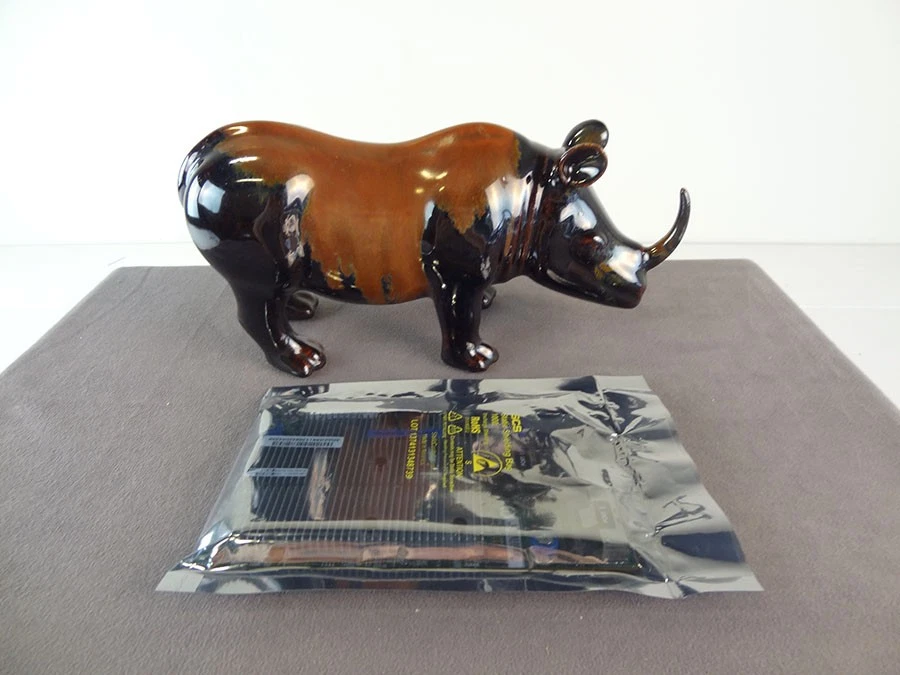 813586-001 HP Smart Array P840ar/4GB 12Gb 2P Int SAS Controller 726748-001 - Image 1 of 1