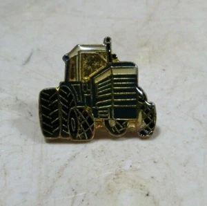 Vintage Farm Tractor Enamel Type Stud Pin Brooch Button - Picture 1 of 3