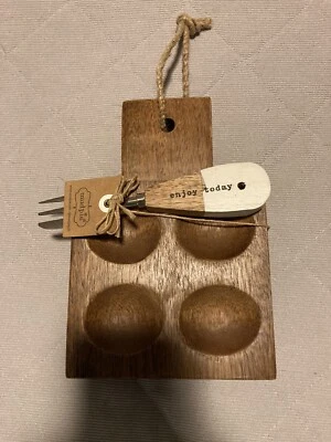 Bandeja de huevos de madera para pastel de barro y tenedor "Disfruta hoy" nuevo con etiqueta Foto 1 de 4