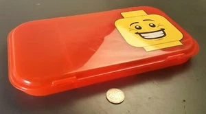 Lego Minifigur Aufbewahrungskoffer Tablett Leerkarton rot Made in USA  - Bild 1 von 9
