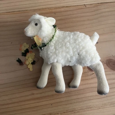 American Girl Pleasant Company Felicity Posie The Lamb Floral Wreath Collar - Image 1 of 4