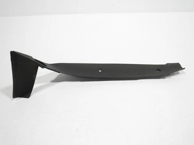 Protector de cubierta de moldura del panel final del guardabarros delantero derecho Porsche Boxster S 2014 13-16; :A Foto 1 de 4