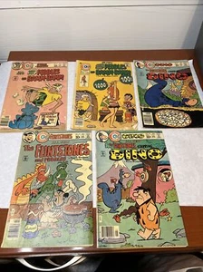 Charlton Comics Lot of 5 Flintstones/Pebbles/Dino NO. 49,20,18,31,35 - Picture 1 of 24