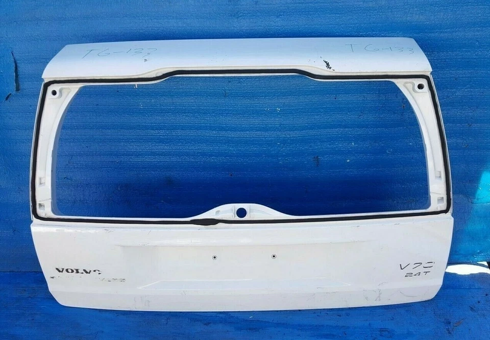 2001-2007 VOLVO 70 V70 XC70 TRUNK LID LIFT  GATE LIFTGATE TRUNKLID OEM TG133 - Image 1 of 4