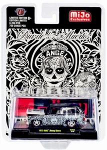 M2 MACHINES 1973 GMC JIMMY SIERRA SQUAREBODY DIA DE LOS MUERTOS - Picture 1 of 2
