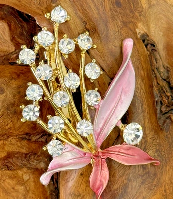 "Broche en aerosol floral esmaltado rosa vintage tono dorado 2,7""" Foto 1 de 4