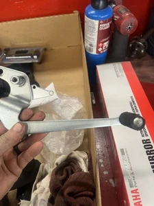 Yamaha PEDAL, BRAKE 20S-27200-01-00 OEM FZ6 - Picture 1 of 4