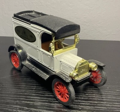 ERTL Ford 1913 Model T Van Bank Telephone Pioneers of America 70th Anniversary - Image 1 of 4