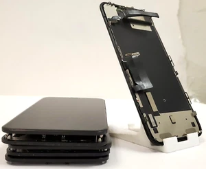 10x Apple iPhone XR sostituzione schermo digitalizzatore LCD originale OEM originale buono - Foto 1 di 11