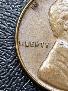 1957 D Lincoln Wheat Penny ) (Mint error) U.S. Cent. 9,5,B Error - Picture 1 of 4