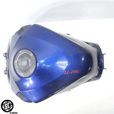 06 07 SUZUKI GSXR 600 TANQUE DE GASOLINA - Imagem 1 de 4