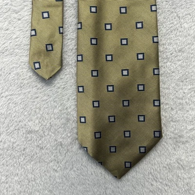 Corbata Brooks Basics dorada diseño azul marino para hombre 3,75”x 58” toda seda Foto 1 de 4