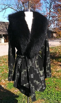 Jaqueta de camurça Double D Ranch preta estampada com miçangas em excelente estado usado 1x colarinho de pele removível - Imagem 1 de 4