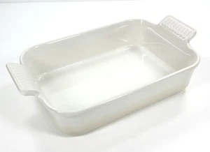 Le Creuset Heritage Stoneware Rectangular Baking Dish 26cm / 2.5qt ~ MERINGUE - Picture 1 of 9