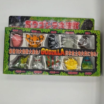 "SD Godzilla Great Battle" set of 10 vinyl finger puppets Bandai Daikessen - Image 1 of 4