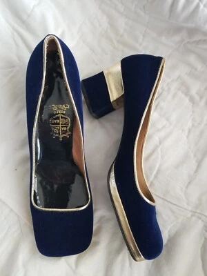 1960's Blue Velvet & Gold Leather Square Toe Low Heel Womens Vintage Shoes sz 7 - Image 1 of 4